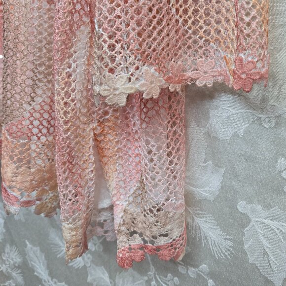 Alfred Dunner* Coral & Yellow Floral Print Top* Semi-Sheer* Lace Hem* Size: 3X - Picture 6 of 9